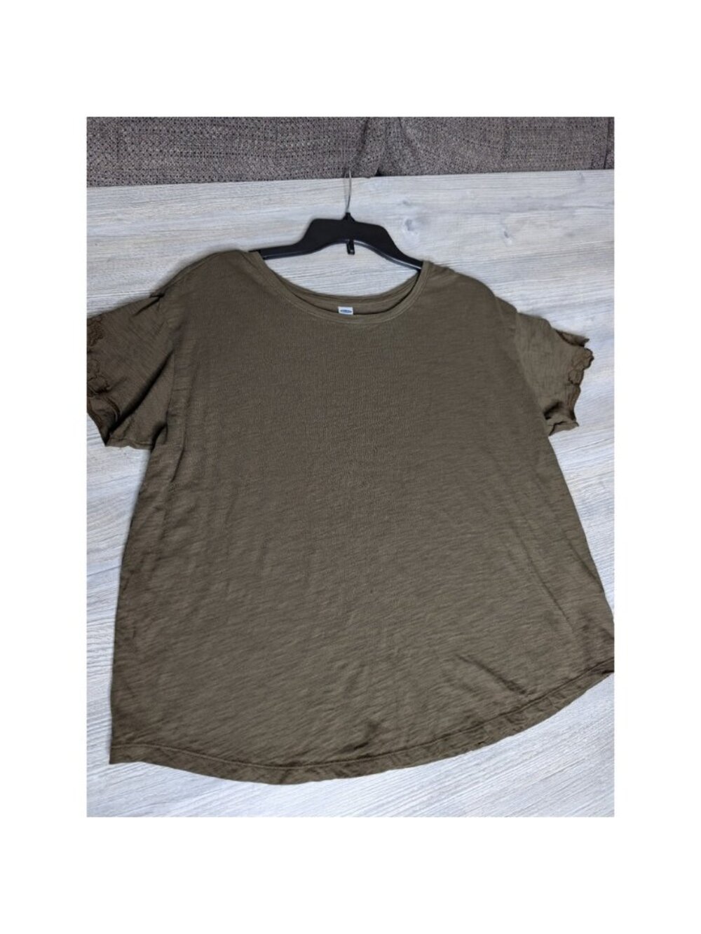 Old Navy Women's V-Neck Lace Trim Blouse, Size L, Green Floral, Short Sleeve